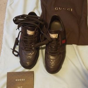 Men Gucci size 8
